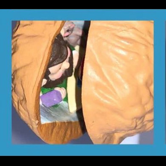 HALLMARK NUTSHELL WORKSHOP Ornament with box - Picture 3 of 4